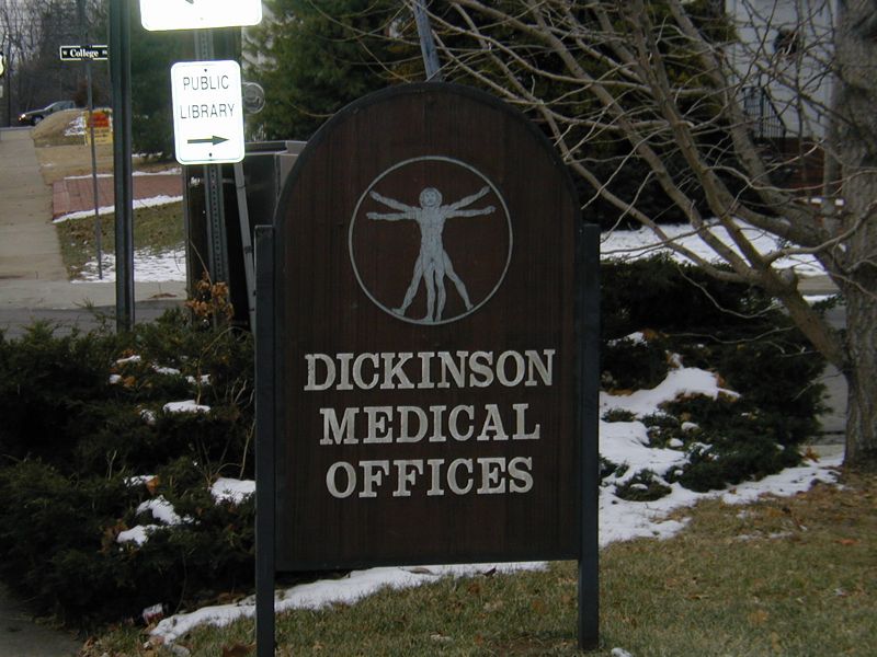 Dickinson Medical Offices Sign