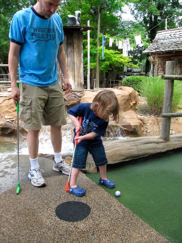 Rachel Putts Some More