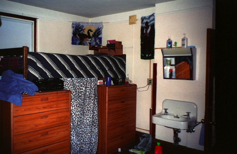 Juan's Bed & The Bergen Nook