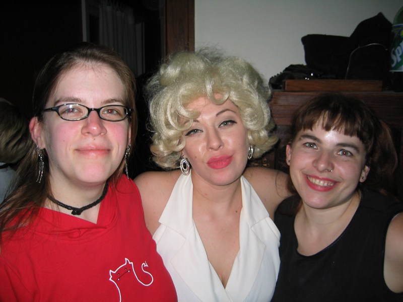 Abby, Gwen and jodi
