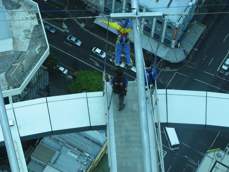 Sky Jumper Jumping